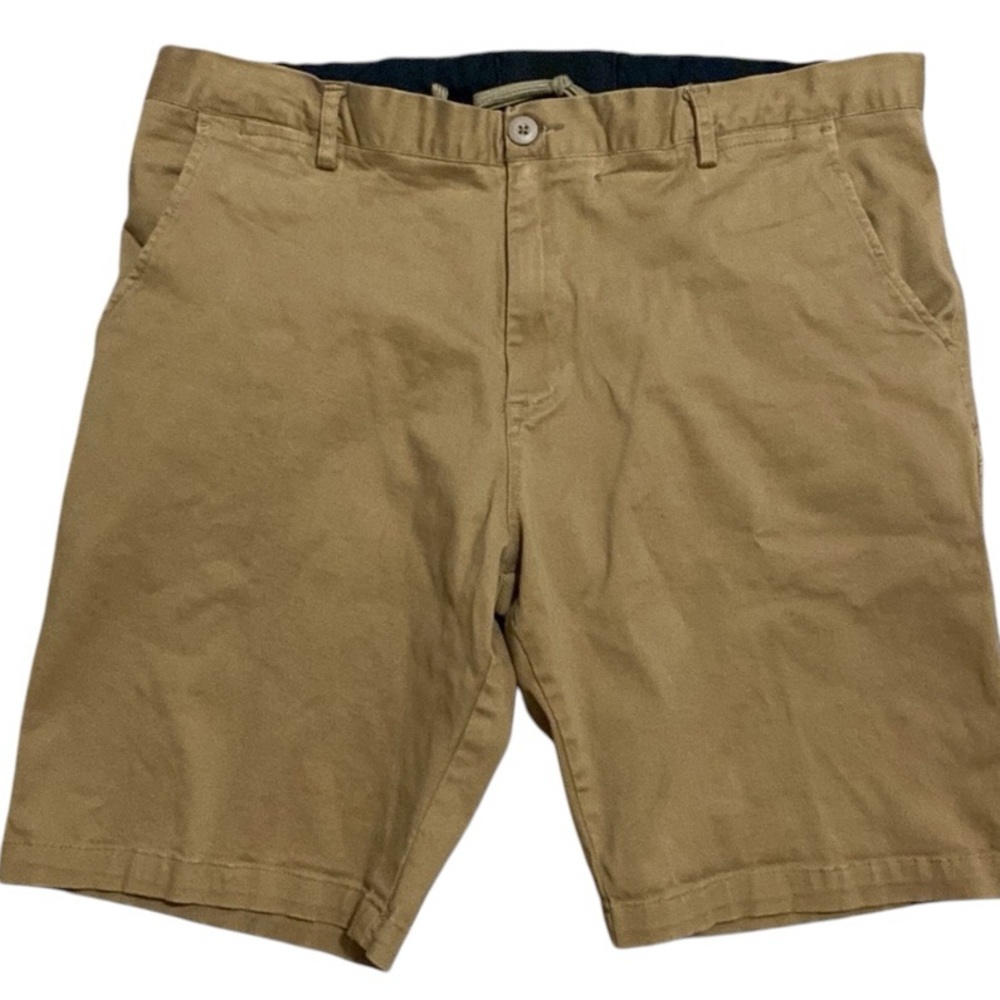 221 Bravo Sentry Tactical Shorts Size 40 Desert Tan